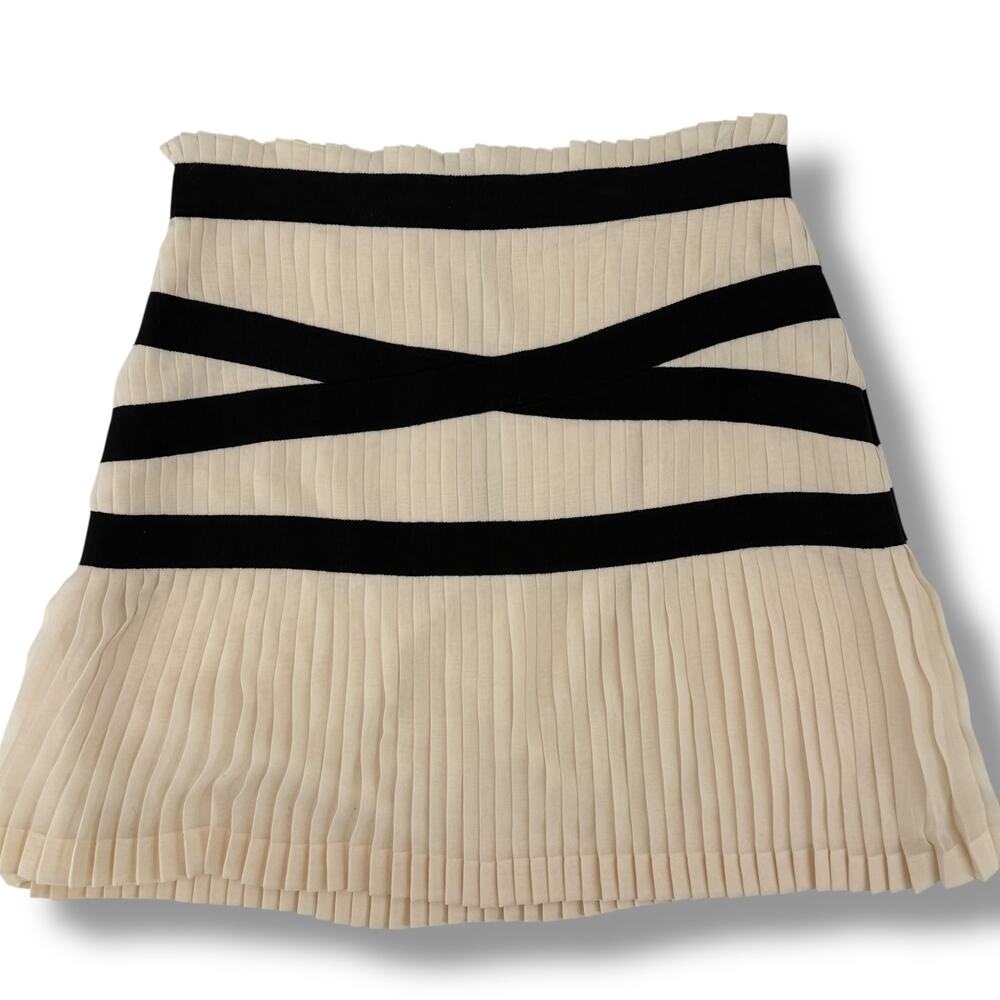 Twelve by Twelve Cream Black Corset Ribbon Pleated Mini Skirt Size M Bow